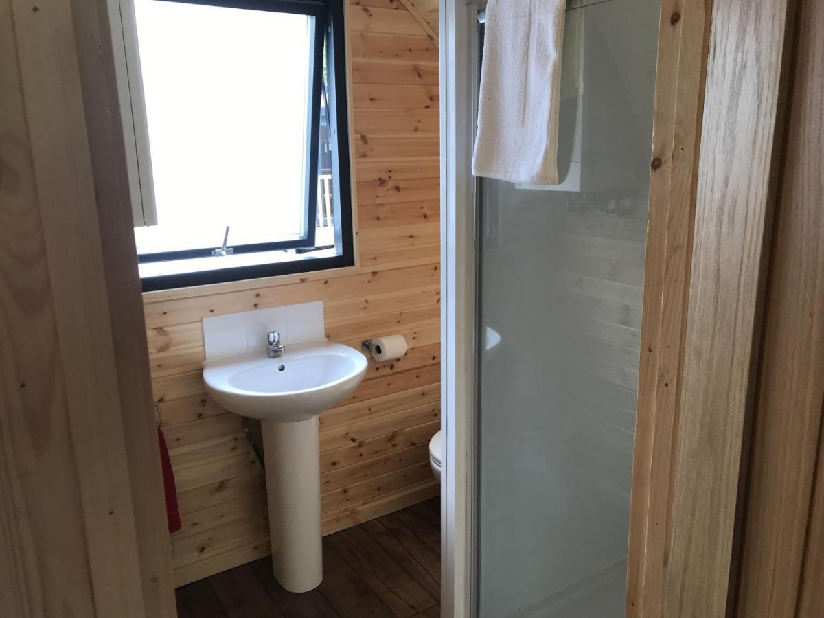 Villa Forest Pod 4 Pet Friendly Neath Exterior foto